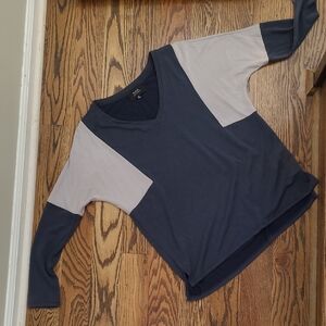 COA Women's Long Dolman Sleeve V-Neck Top Size XS